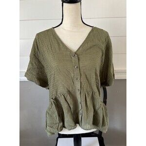Blu Pepper Women's Olive Green Short Sleeve Peplum Style Blouse Size Large